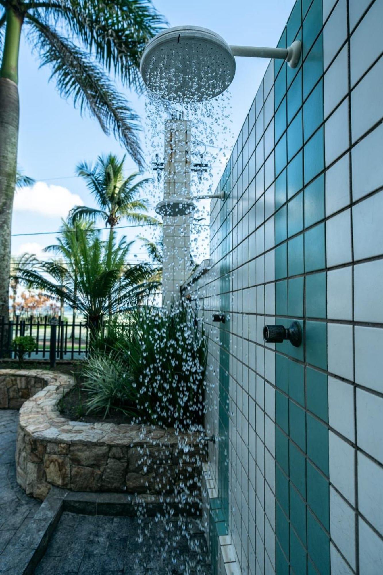 Frente Vista Mar Com Varanda Wi Fi 300Mbps E 10M Da Praia Da Tupi - Estacionamento Gratuito برايا جراندي المظهر الخارجي الصورة